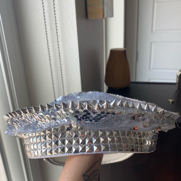 Silver festival captains hat - Picture 2 of 3